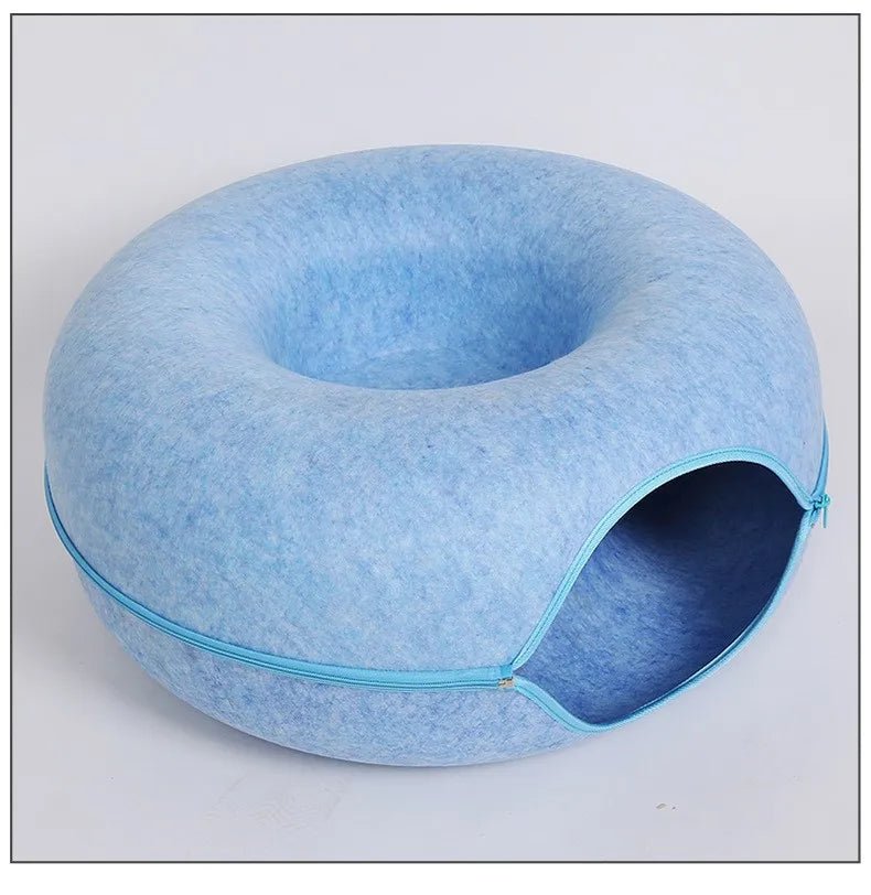 lit pour chat en tunnel bleu