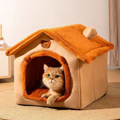 maison chat beige bien dedans